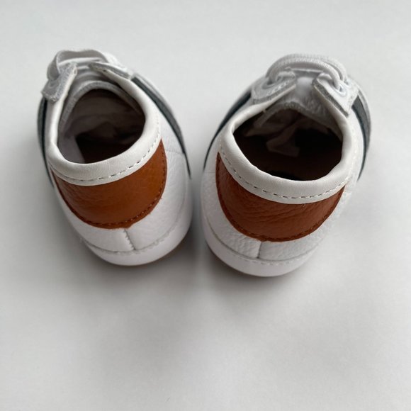 ❌SOLD Little Love Bug Black and White Sneakers - Picture 6 of 6